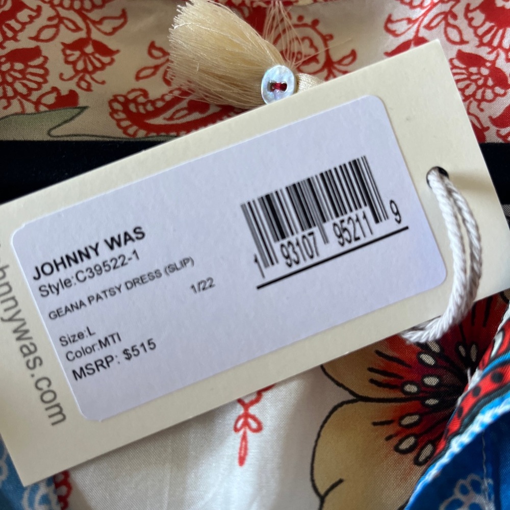 Johnny Was Geana Patsy Silk Dress Medium New

Out of stock now!! - Picture 11 of 11